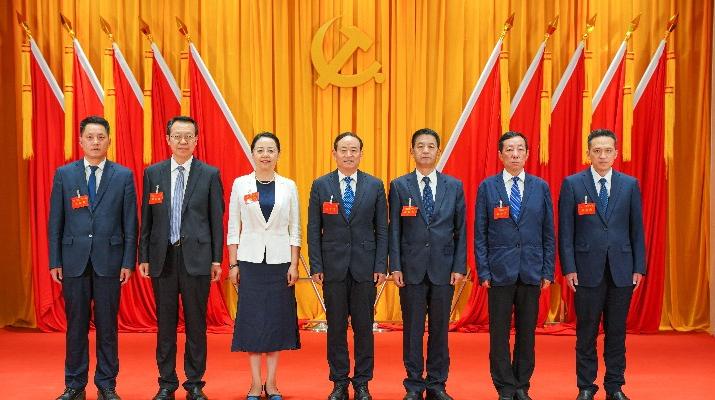 5月27日下午，中国共产党<a href='http://51855964.dongyvietnam.net'>正规电子游艺网址</a>第一次代表大会胜利闭幕。大会选举产生了中国共产党<a href='http://51855964.dongyvietnam.net'>正规电子游艺网址</a>第一届“两委”委员。大会以无记名投票方式差额选举产生了<a href='http://51855964.dongyvietnam.net'>正规电子游艺网址</a>第一届党委委